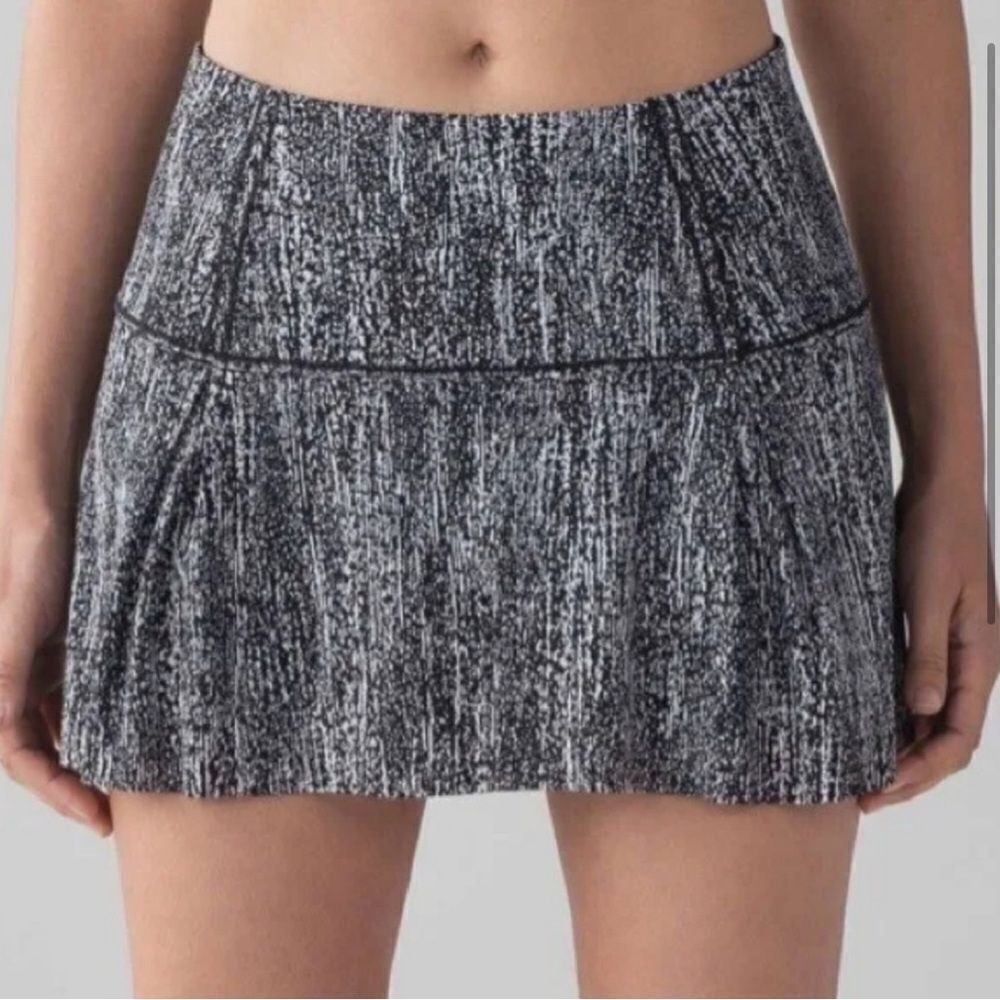 Lululemon Lost In Pace Skort Black White Salt Alpine